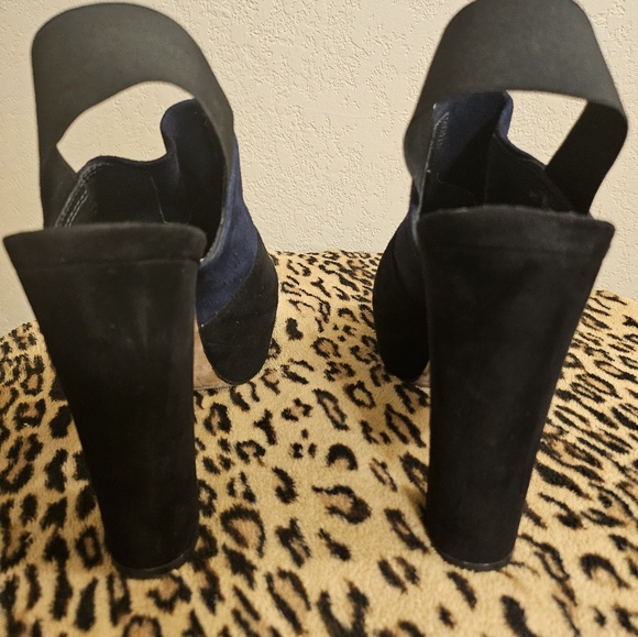 Stuart Weiztman platform pumps - Picture 4 of 8